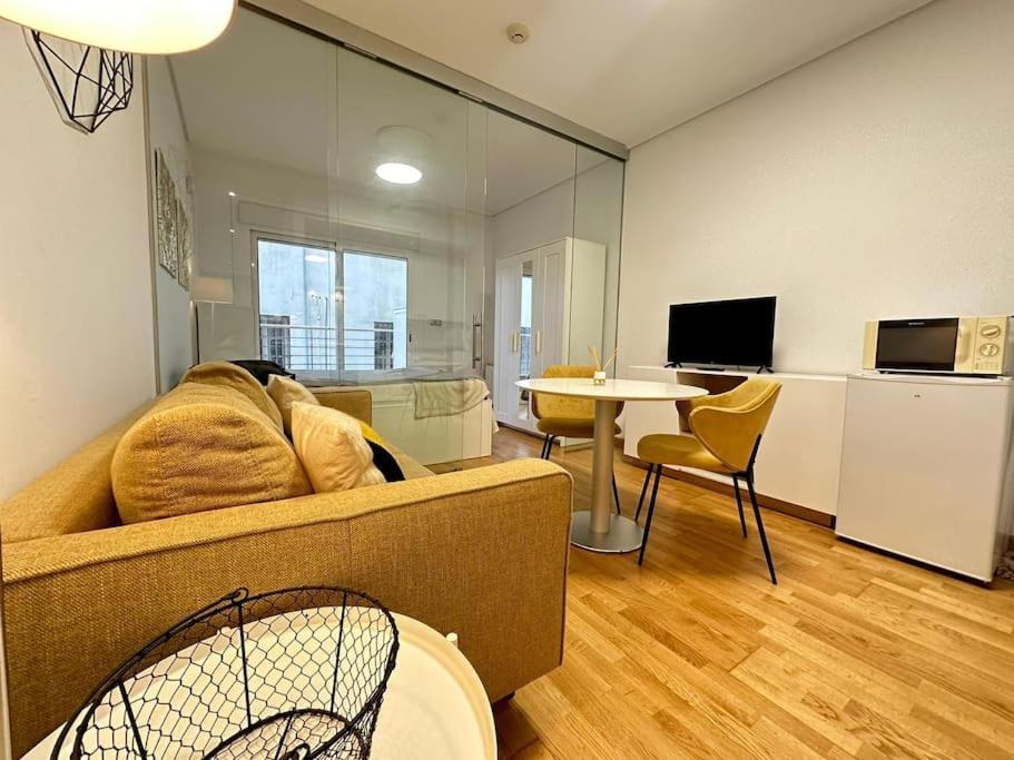 Comodo Apartamento Centro Vigo Esterno foto