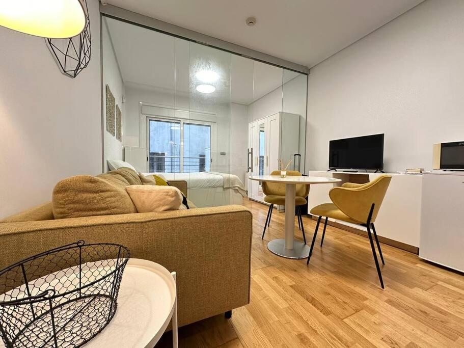 Comodo Apartamento Centro Vigo Esterno foto
